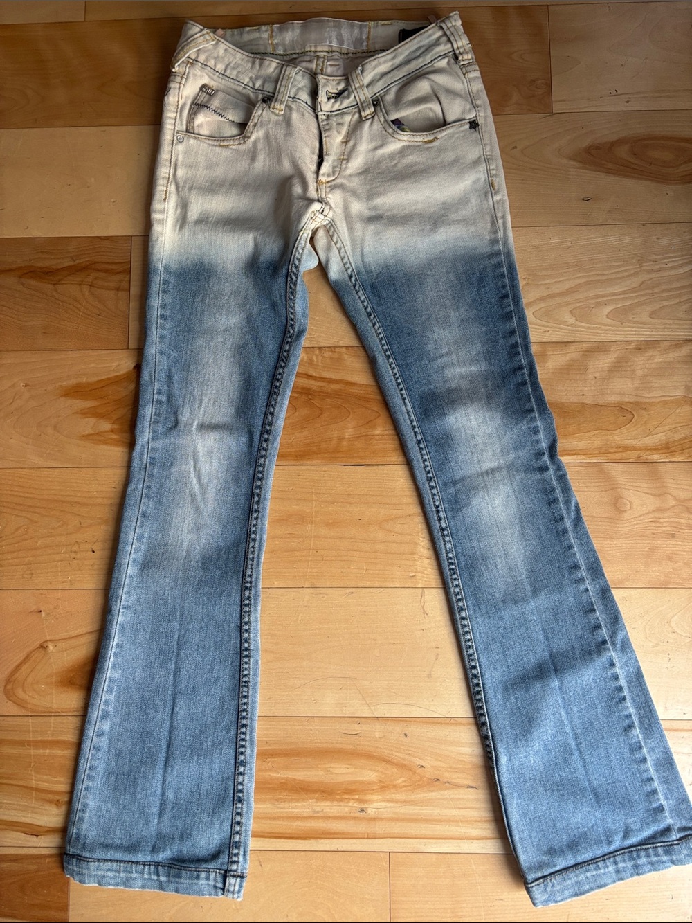 Miss Sixty Vintage 2000’s ultra low rise dip-dyed ombre mini flare jeans Size 26